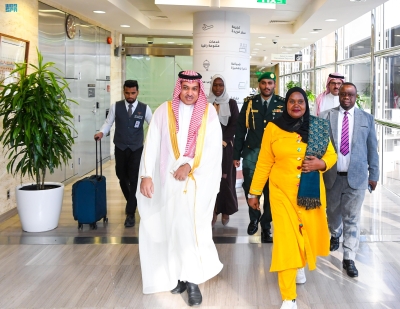 بَدْء توافد القادة المشاركين في القمة العربية الإسلامية