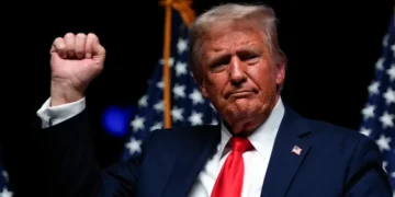 ترامب: أتقدم بكل ولاية متأرجحة.. وما قد يوقفني هو الغش فقط