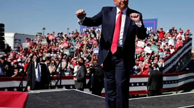 ترامب يستعرض رقصته الشهيرة بعد إعلان فوزه.. ماذا قال خبراء لغة الجسد؟