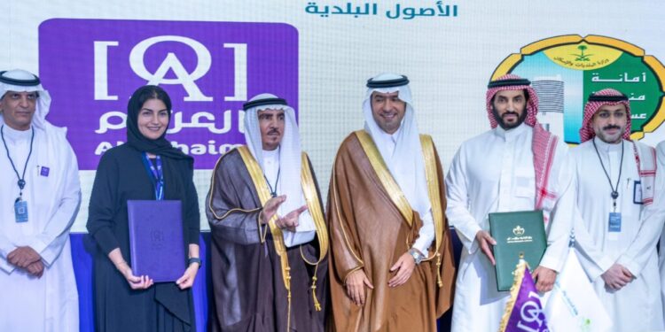 تشمل مول تجاري وفنادق ومعرض لمواد البناء والاثاث‏.. خمسة اتفاقيات استثمارية كبرى توقعها أمانة عسير في معرض سيتي سكيب العالمي