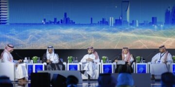 توطين 200 ألف وظيفة في 'التشغيل والصيانة'