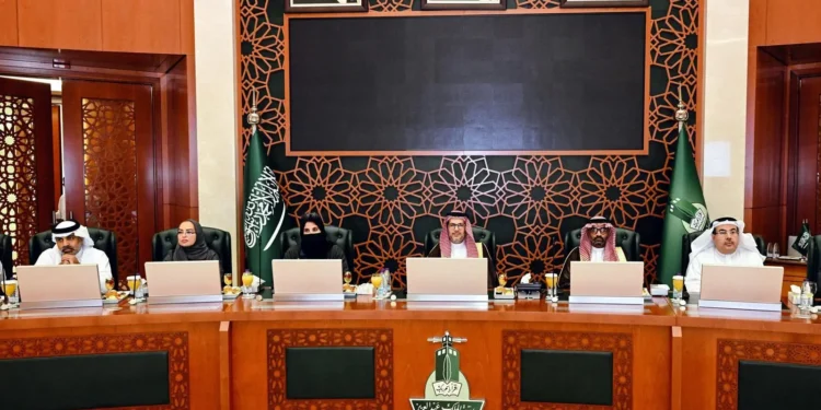 جامعة الملك عبدالعزيز تناقش أوجه التعاون المشترك مع وفد الجامعات الأمريكية