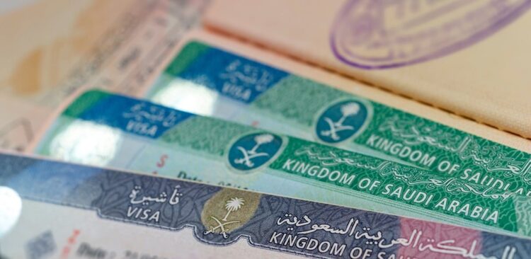 خطوات إصدار تأشيرة عمل مؤقتة في المملكة عبر منصة قوى.. مدتها وتكلفتها