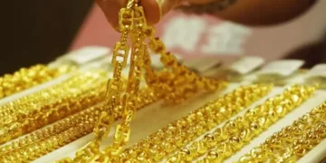 سعر الذهب في السعودية اليوم السبت 30-4- 1446 لكل الأعيرة
