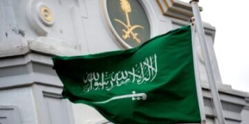 سفارة المملكة في جورجيا: تجنبوا أماكن تجمعات تبليسي