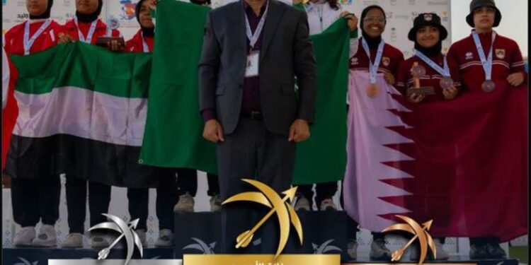 لاعبات المنتخب الوطني للسهام يحققن المركز الأول بفئة القوس الأولمبي في بطولة غرب آسيا