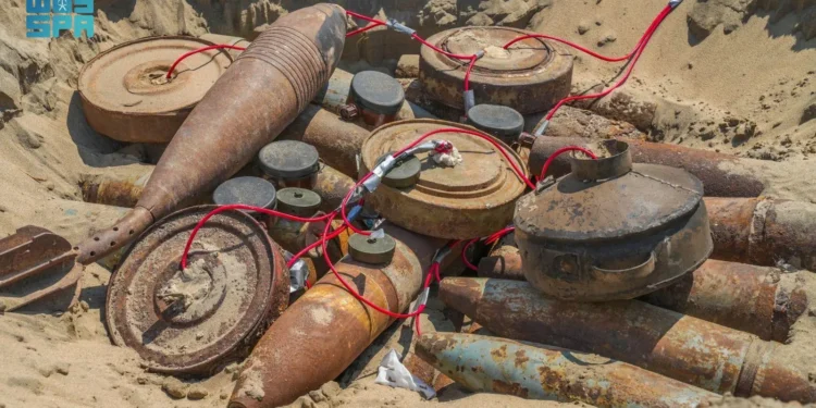 مركز الملك سلمان للإغاثة ينتزع 614 لغمًا عبر مشروع “مسام” في اليمن خلال أسبوع