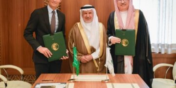 مساعدات غذائية سعودية لليمن بـ25 مليون دولار