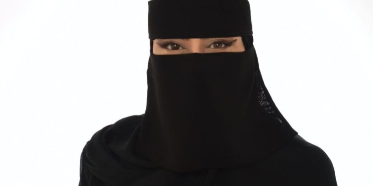 مستشارة أسرية تحذر من «الاحتراق الزوجي» وتكشف طرق الوقاية