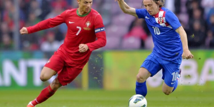 منتخب البرتغال يتحدى كرواتيا في دوري أمم أوروبا