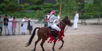 «مهارات الفروسية» تُبهج زوار حي حراء الثقافي ضمن «فعاليات إجازة الخريف»