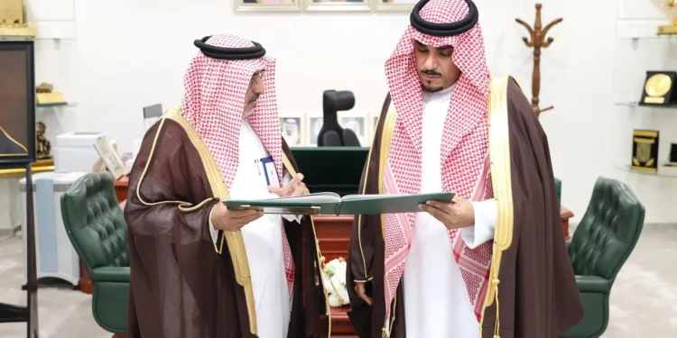 نائب أمير نجران يطلّع على استعدادات تعليم المنطقة للفصل الدراسي الثاني