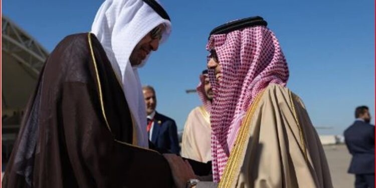 وزير الخارجية يصل الكويت للمشاركة في الاجتماع الوزاري التحضيري للمجلس الأعلى الخليجي