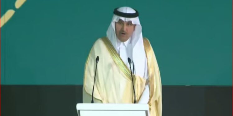 وزير النقل: المملكة مقبلة على نمو وزيادة أطوال شبكات السكك الحديدية