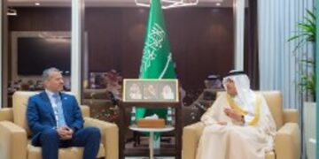 وزير النقل يبحث التعاون بين المملكة والمنظمة البحرية الدولية