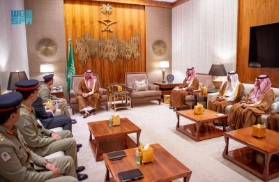 ولي العهد يبحث التعاون العسكري مع قائد الجيش الباكستاني