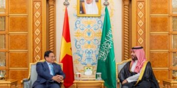 ولي العهد يلتقي القادة المشاركين في مؤتمر مستقبل الاستثمار