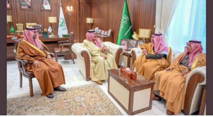 أمير حائل يستعرض مع الخريف مستقبل قطاعي الصناعة والتعدين في المنطقة