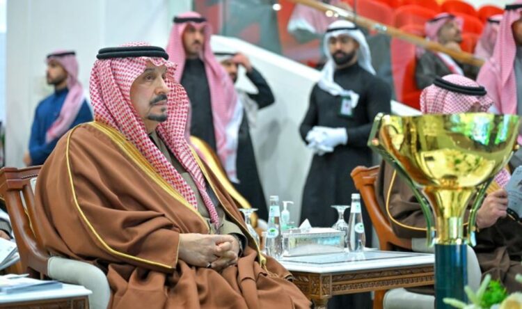 أمير منطقة الرياض يتوج الفائزين بكأسي سمو ولي العهد للخيل المنتَجة محليًّا وللإنتاج والمستورد