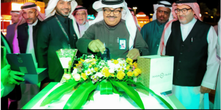 انطلاق معرض صناع العطور بمدينة ينبع الصناعية