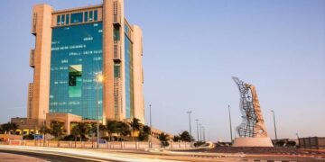أمانة جدة تزيل بسطات عشوائية من الحدائق العامة لتحسين المشهد الحضري