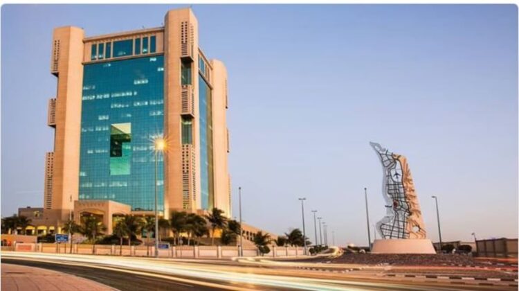 أمانة جدة تُشعر أصحاب المباني الآيلة للسقوط في حي الفاروق بضرورة استكمال الإجراءات