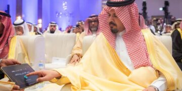 أمير منطقة المدينة المنورة يرعى أعمال منتدى المدينة للاستثمار