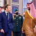 الرئيس الفرنسي يصل المملكة في «زيارة دولة»