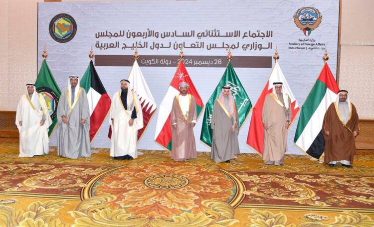 المجلس الوزاري الخليجي يحث السوريين على التمسك بوحدتهم ويؤكد ضرورة الوقف الفوري لإطلاق النار بغزة