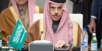 بن فرحان يشارك في الاجتماع الموسع لوزراء خارجية لجنة الاتصال العربية بشأن سوريا