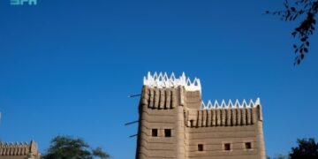 بيوت الطين .. أيقونة تراثية ملهمة في نجران