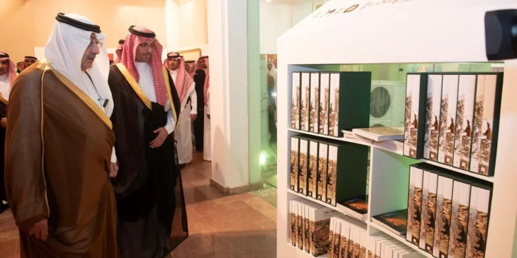 تحت رعاية أمير منطقة مكة المكرمة ونيابة عنه .. محافظ جدة يفتتح معرض “الجمل عبر العصور الثالث”