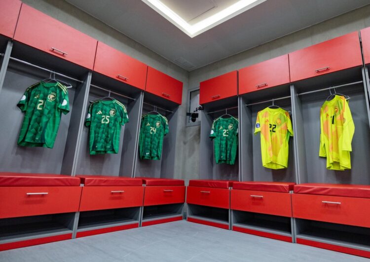 سالم الدوسري يقود هجوم الأخضر أمام اليمن في «خليجي 26»