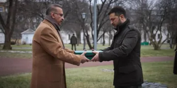 سفير المملكة لدى أوكرانيا يقدّم أوراق اعتماده للرئيس فولوديمير زيلينسكي