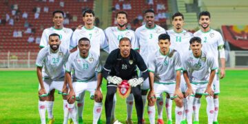 غدا.. مواجهةٌ قوية للمنتخب العماني أمام “الأزرق” الكويتي في افتتاح خليجي 26