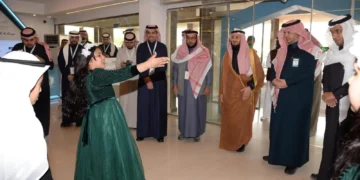 مساعد وزير التعليم يُدشّن في الأحساء المعرض التوعوي بالأمن السيبراني