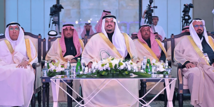 نائب أمير الرياض يرعى منتدى الرياض الاجتماعي في نسخته الخامسة