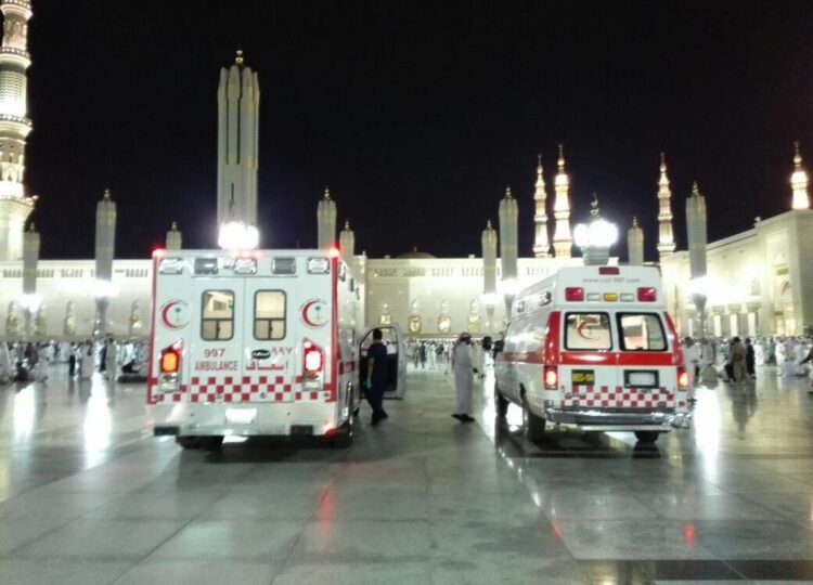 هيئة الهلال الأحمر تعلن فتح استقبال  طلبات التعاقد المؤقت.. الشروط والتخصصات المطلوبة