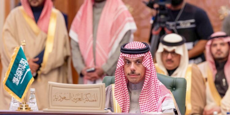 وزير الخارجية يشارك في الاجتماع الاستثنائي الـ46 للمجلس الوزاري لمجلس التعاون لدول الخليج العربية