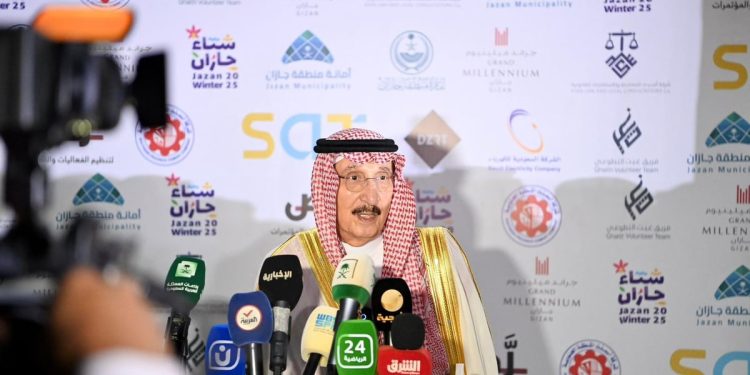 الأمير محمد بن ناصر بموسم شتاء جازان 2025: المنطقة تزخر بمشاريع استثمارية ضخمة بدعم وتوجيهات من ولاة الأمر