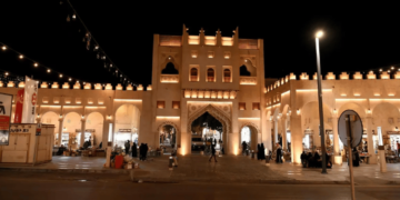 "القيصرية".. سوق تراثي بالأحساء يمزج بين الحاضر والماضي
