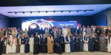 "كاكست" تحتفي بتخريج 46 شركة ناشئة وتمنح بعضها تراخيص تقنية