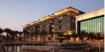 "كاوست" تحصد جائزة اليابان العالمية لإسهاماتها العلمية في النظم البيئية البحرية