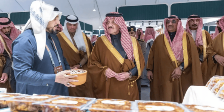 أمير الشرقية يُدشّن مهرجان تمور الأحساء في نسخته العاشرة