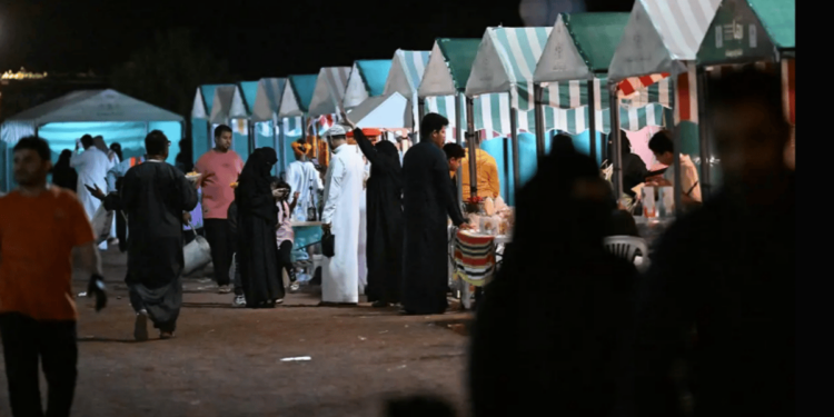 إقبال لافت من الزوار على فعاليات "ليالي محافظة ضمد"