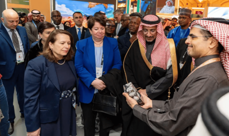 افتتاح المعرض المصاحب لمؤتمر التعدين الدولي
