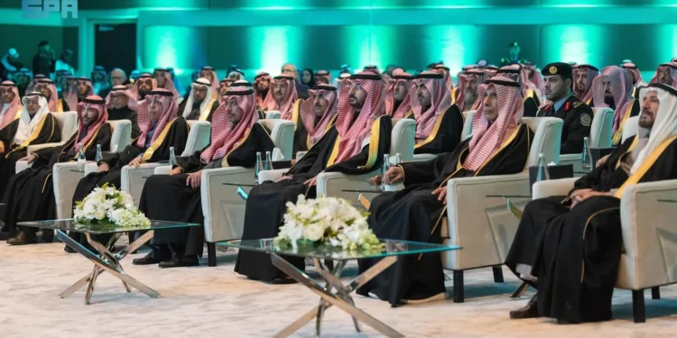 الأمير عبدالله بن بندر يرعى حفل توقيع عقود توطين خدمات الصيانة للقدرات الأرضية لوزارة الحرس الوطني