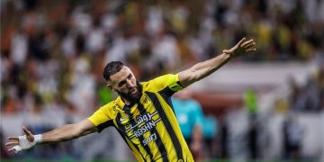 الاتحاد يهزم الرائد برباعية.. ويزاحم الهلال على الصدارة