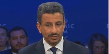 «الخطيب» من دافوس: «السياحة قوة تحويلية للاقتصاد»