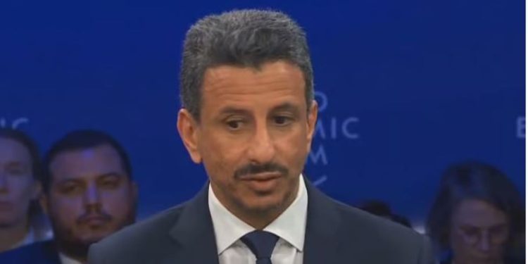 «الخطيب» من دافوس: «السياحة قوة تحويلية للاقتصاد»